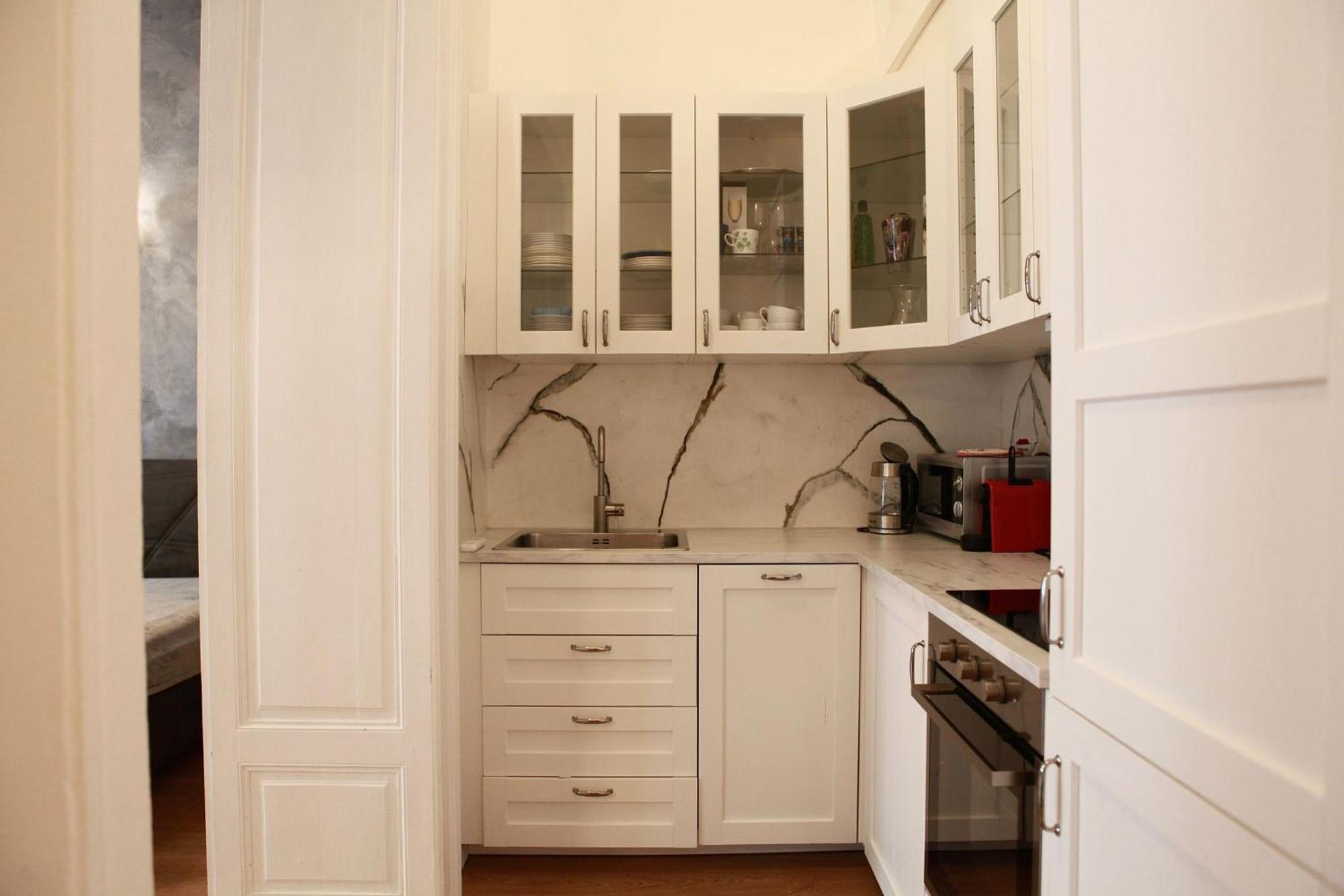 Heart In The Old Town Appartement Bratislava Buitenkant foto